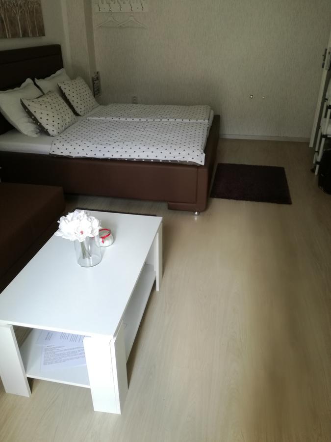 Guesthouse Coco Slavonski Brod Exterior foto